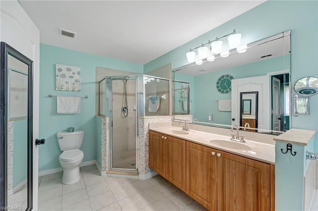 2549 Deerfield Lake Ct, Cape Coral, FL 33909 Photo