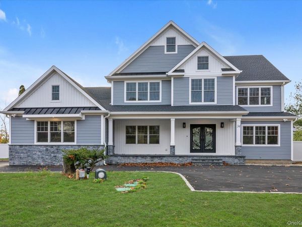 34 Calumet Drive, Dix Hills, NY 11746
