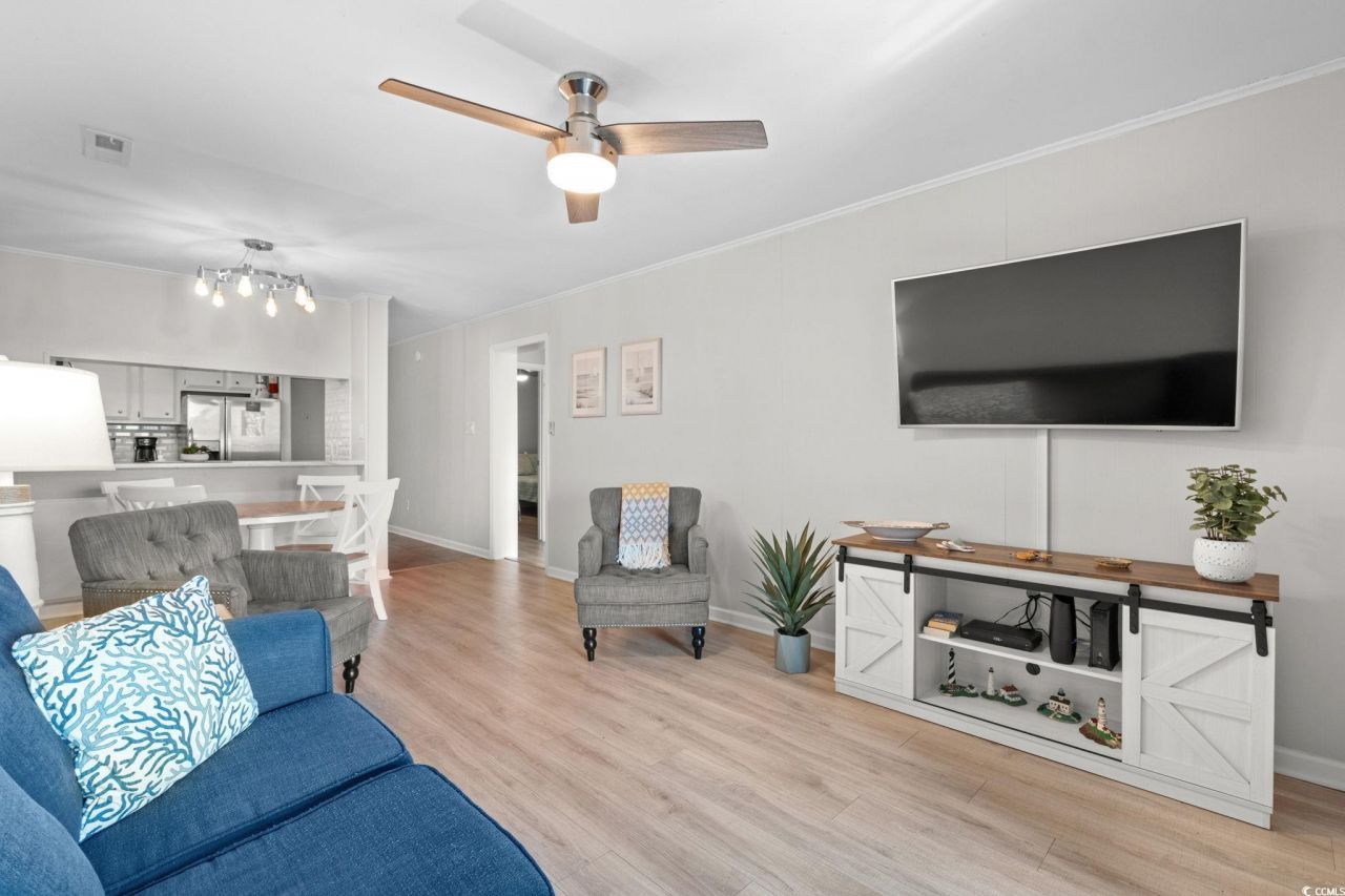 9501 Shore Dr. Photo 11