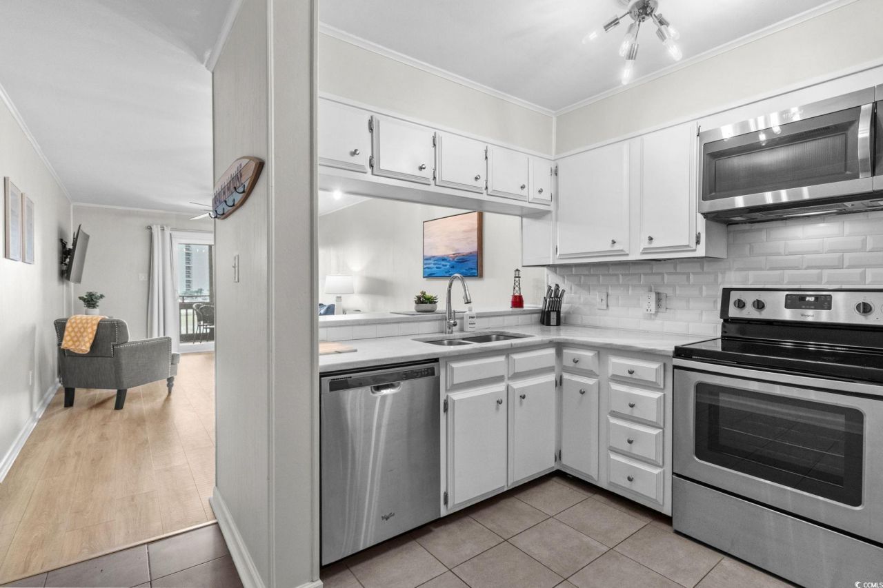 9501 Shore Dr. Photo 16