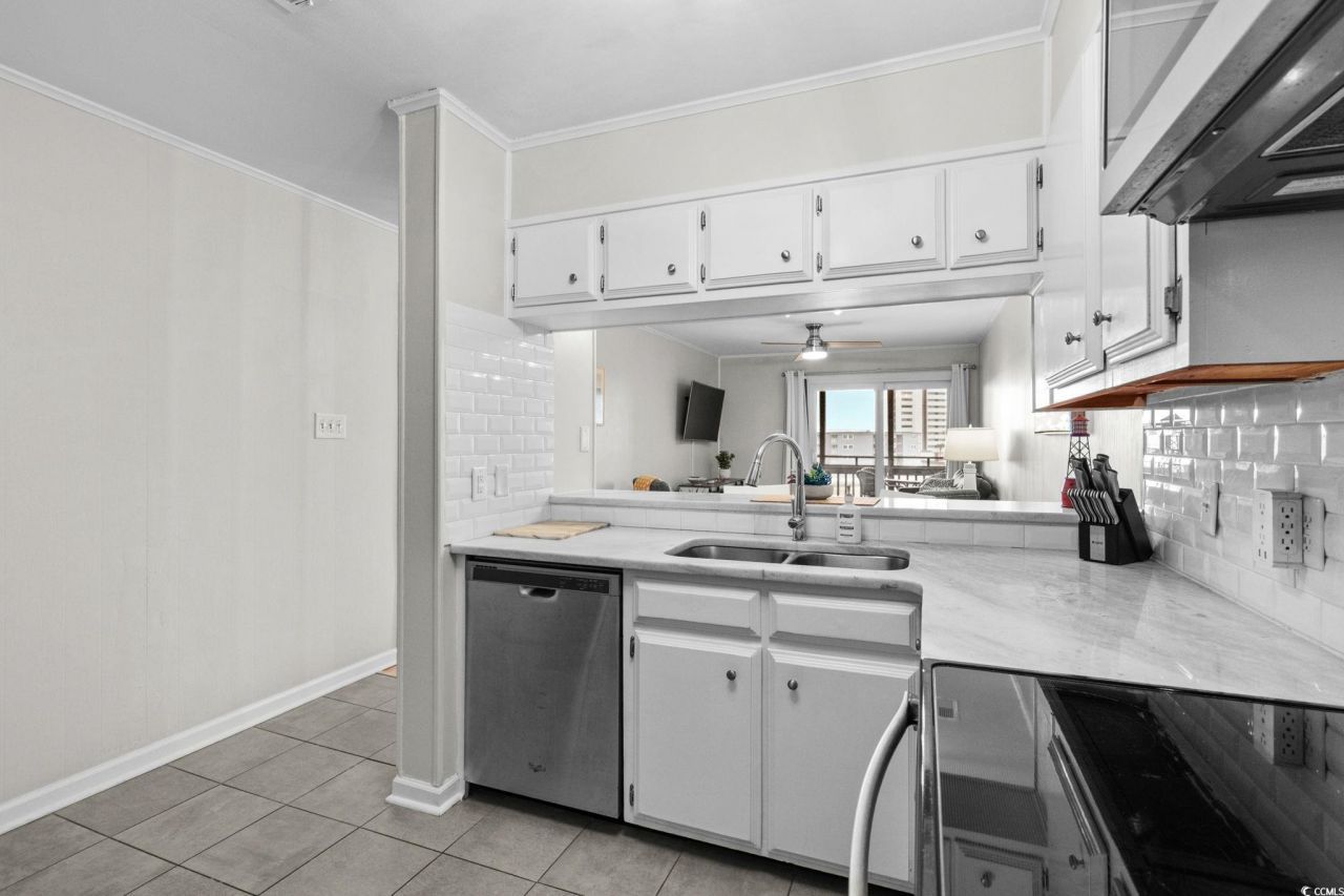 9501 Shore Dr. Photo 19