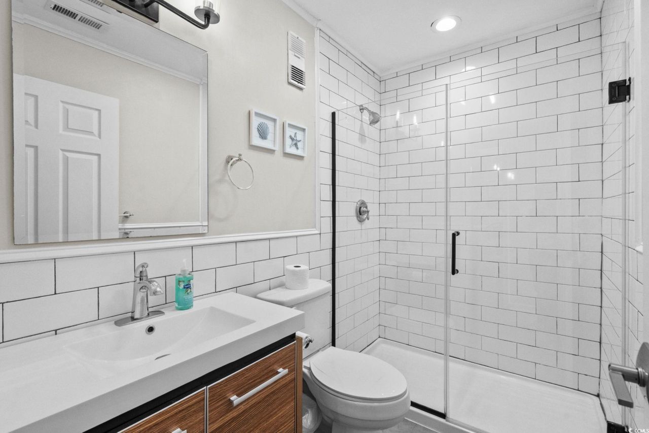 9501 Shore Dr. Photo 37