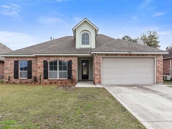 23294 CONIFER Drive, Denham Springs, LA 70706