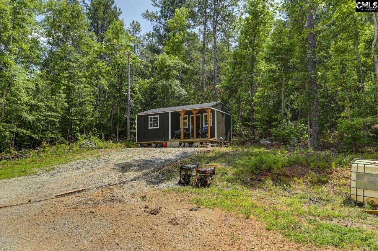 100 Bishop Lane  Photo 8