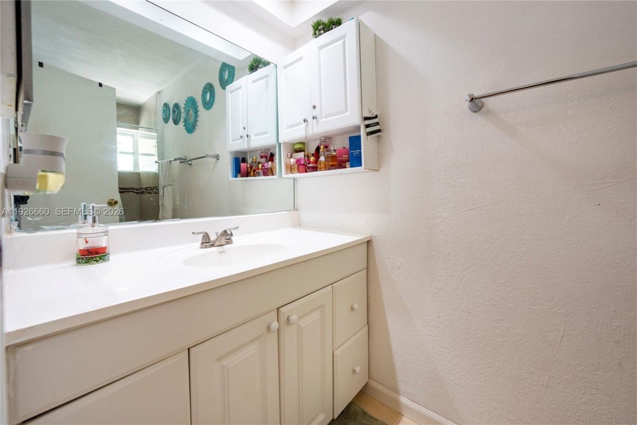 9331 NW 24th Pl, Sunrise, FL 33322 Photo