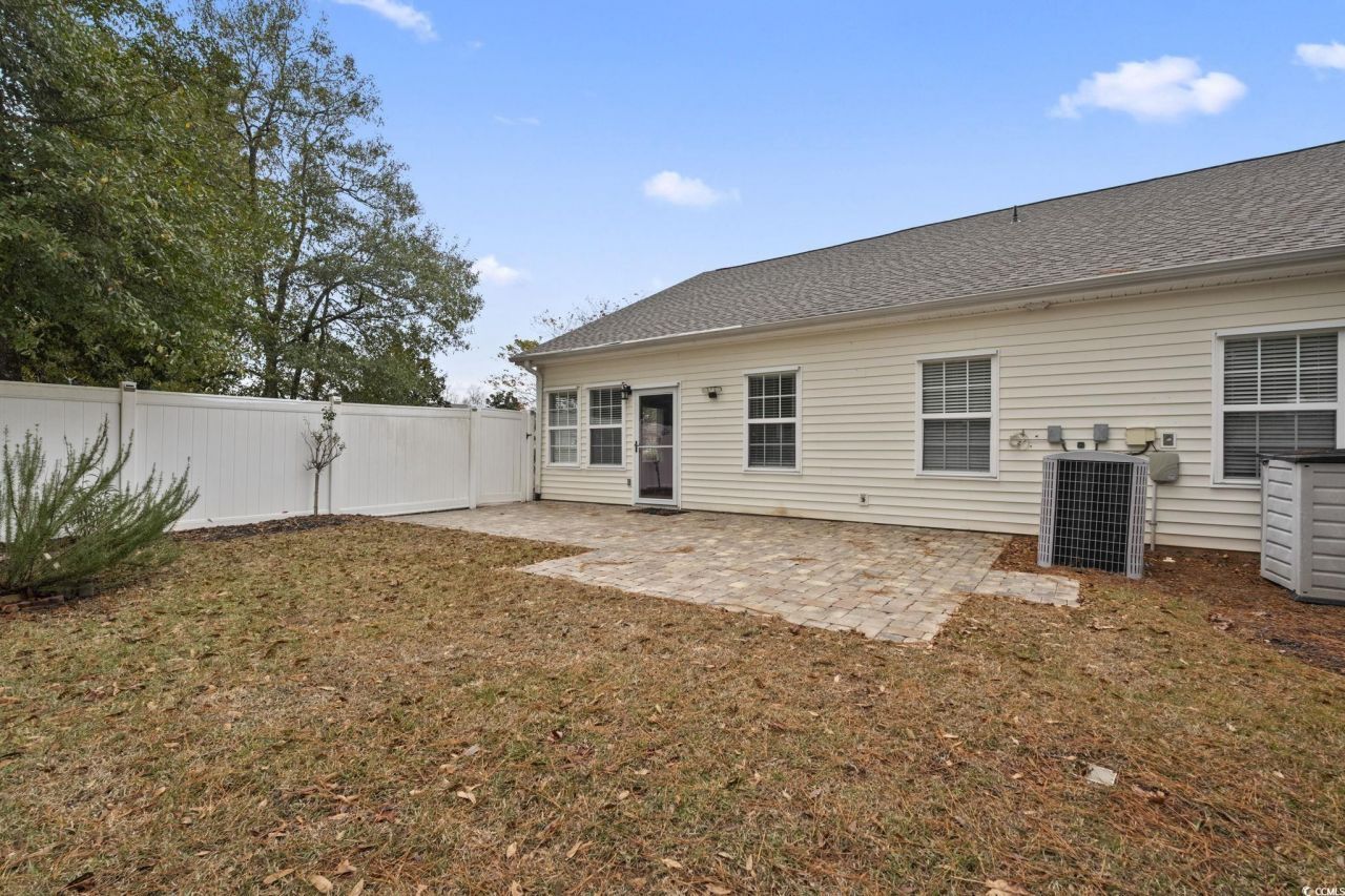 152 Rose Water Loop Photo 12