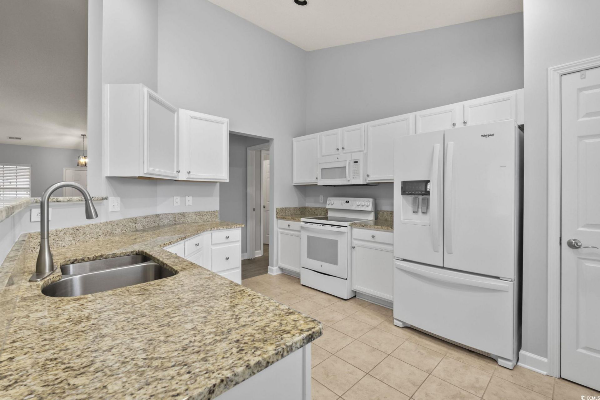 152 Rose Water Loop Photo 16