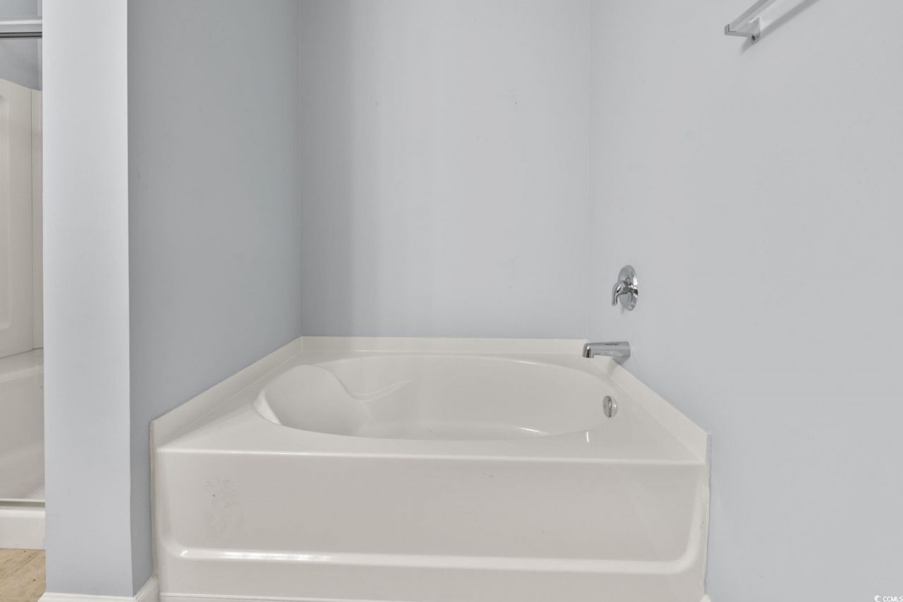 152 Rose Water Loop Photo 21