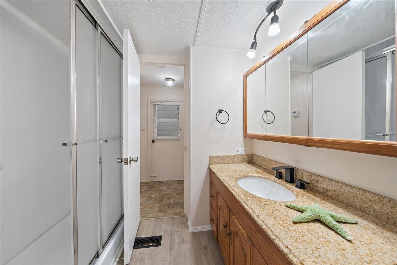 232 Bimini Drive, Palmetto, FL 34221 Photo