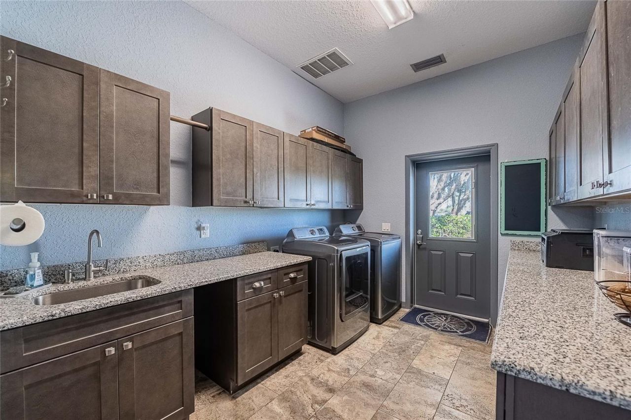 2424 Burns Avenue, Lake Wales, FL 33898 Photo