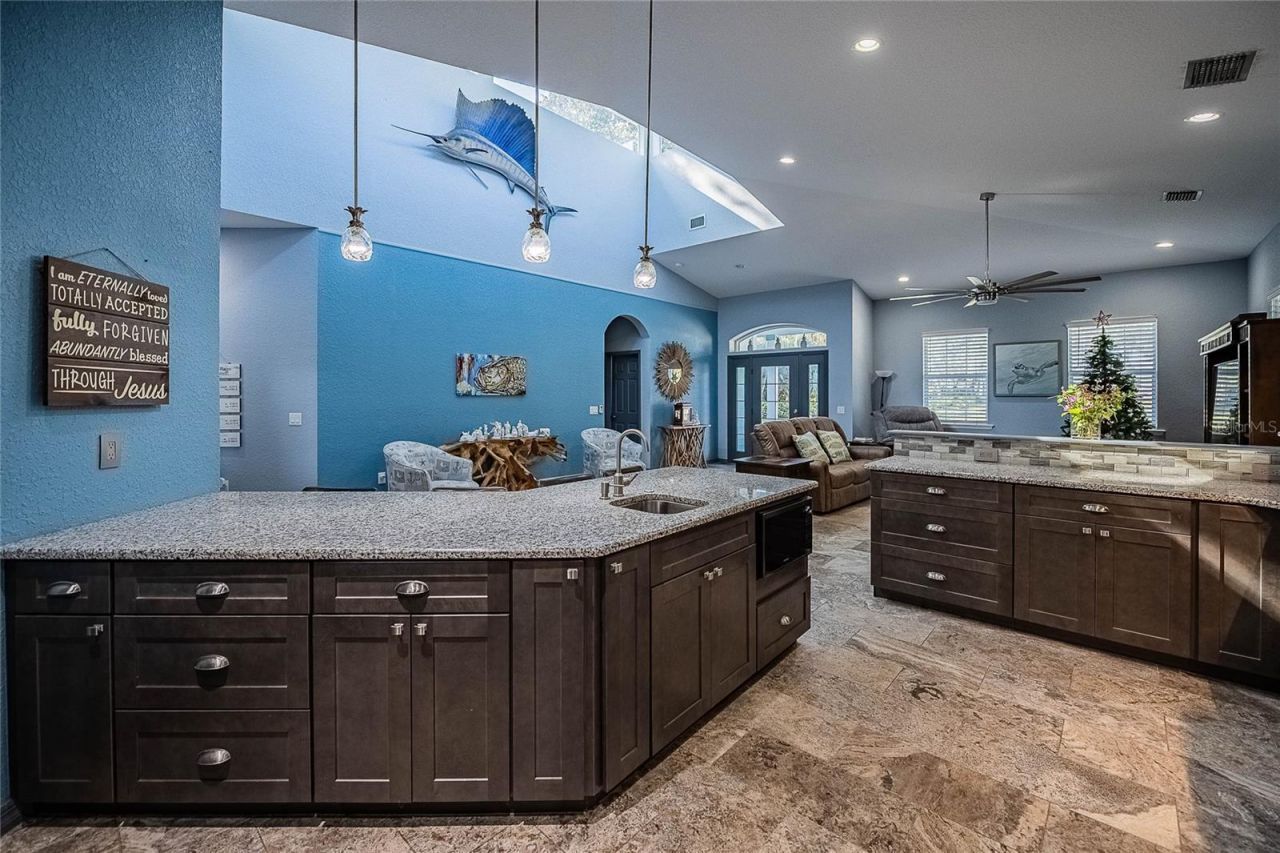 2424 Burns Avenue, Lake Wales, FL 33898 Photo