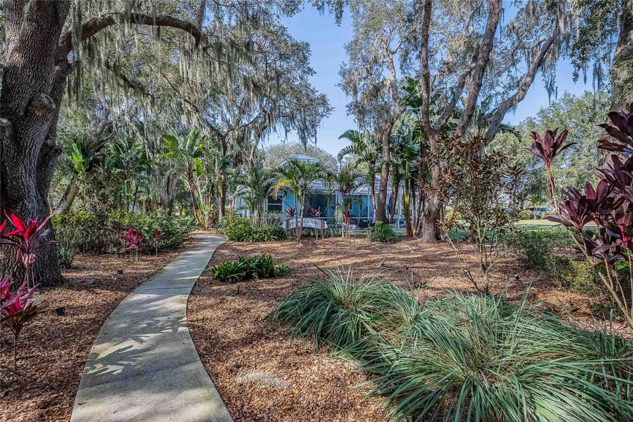 2424 Burns Avenue, Lake Wales, FL 33898 Photo