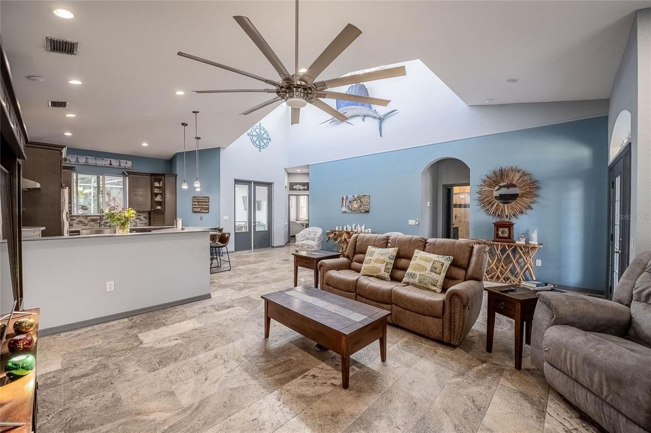 2424 Burns Avenue, Lake Wales, FL 33898 Photo