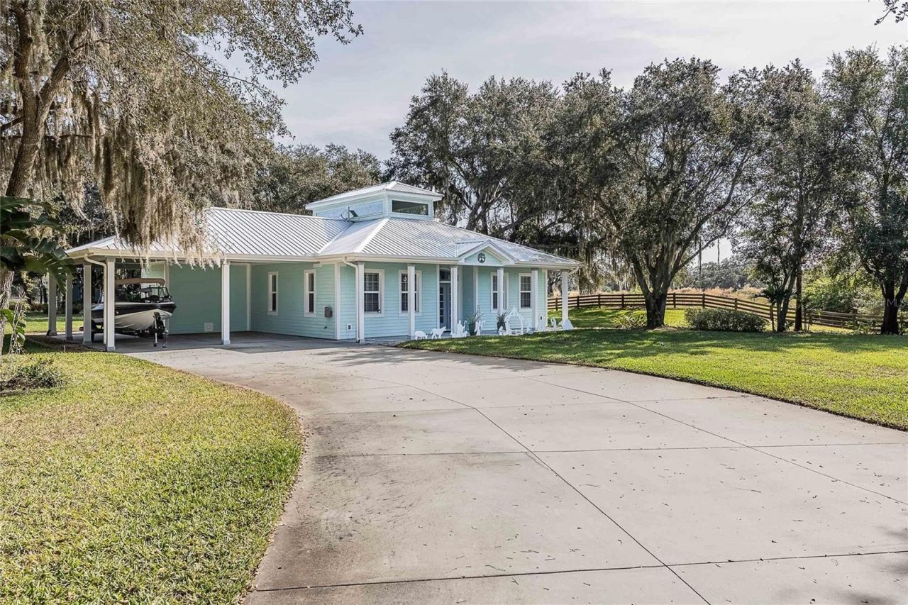 2424 Burns Avenue, Lake Wales, FL 33898 Photo