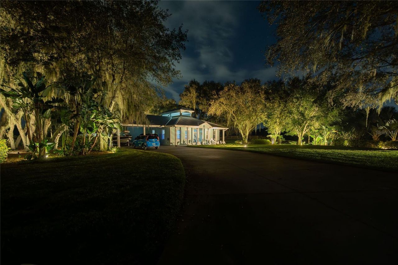 2424 Burns Avenue, Lake Wales, FL 33898 Photo