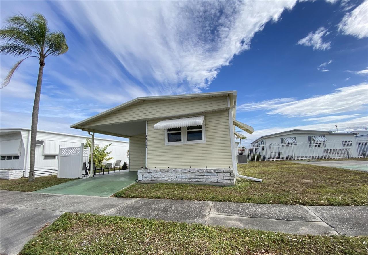 2511 18th Street W, Bradenton, FL 34205 Photo