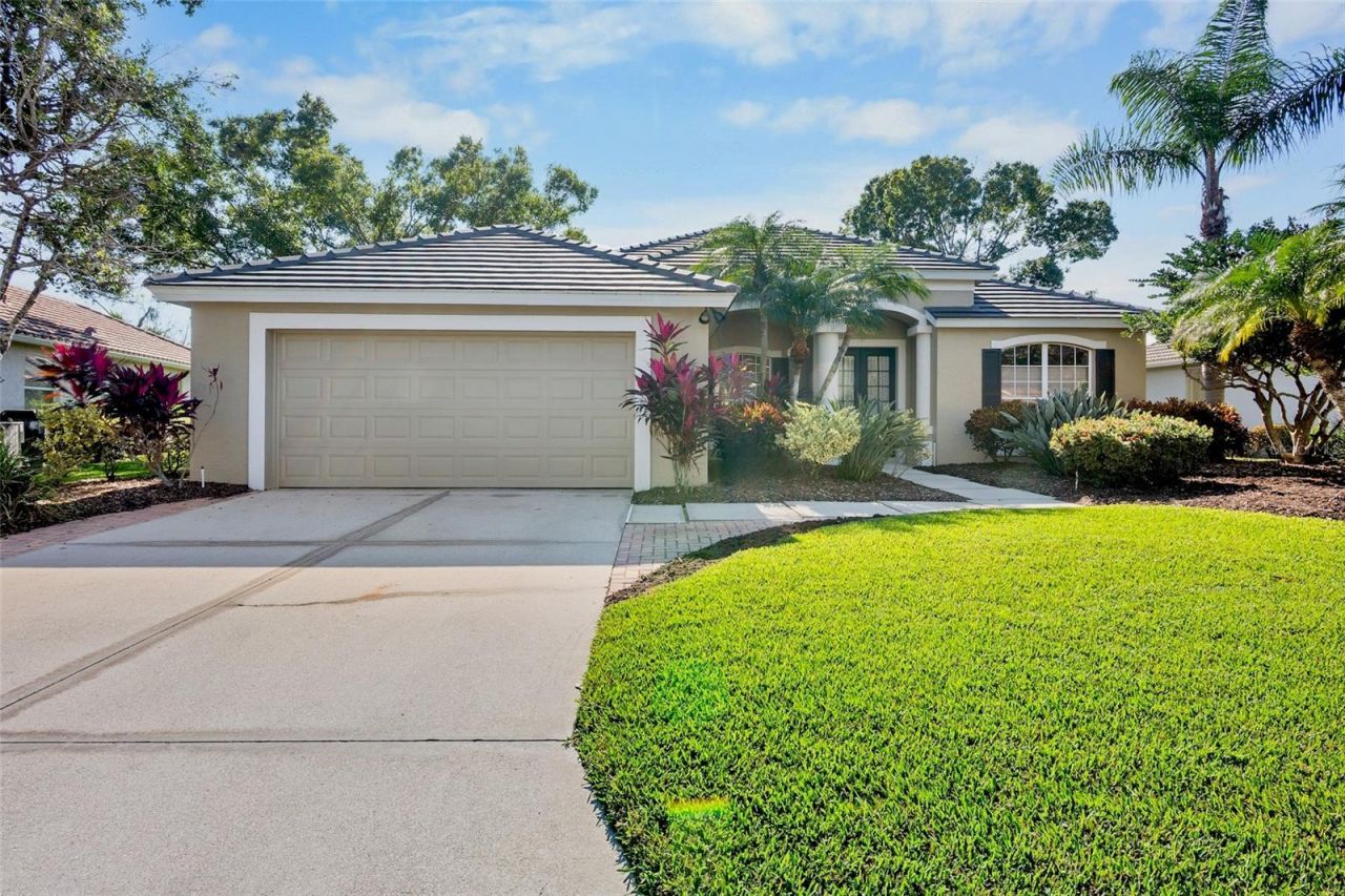 7993 Meadow Rush Loop, Sarasota, FL 34238 Main Photo