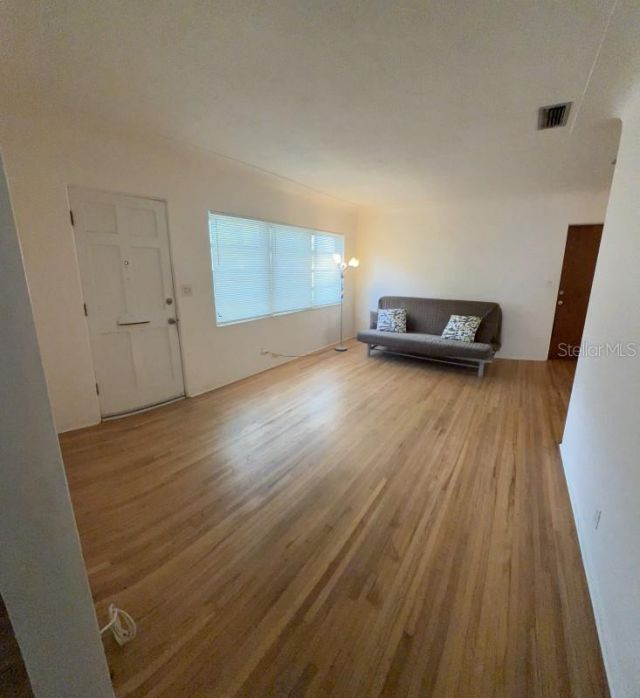 3676 Abington Avenue S, Saint Petersburg, FL 33711 Photo