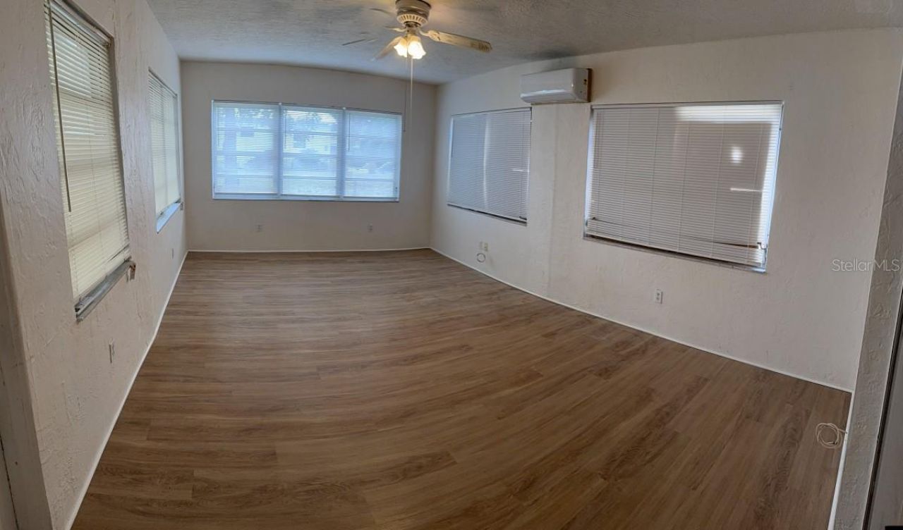 3676 Abington Avenue S, Saint Petersburg, FL 33711 Photo