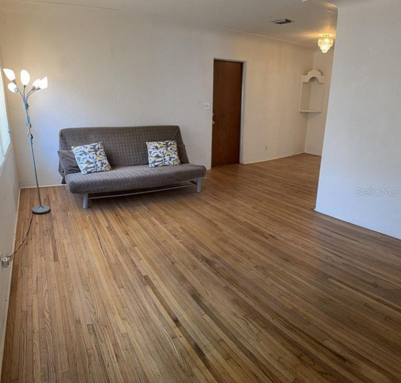 3676 Abington Avenue S, Saint Petersburg, FL 33711 Photo