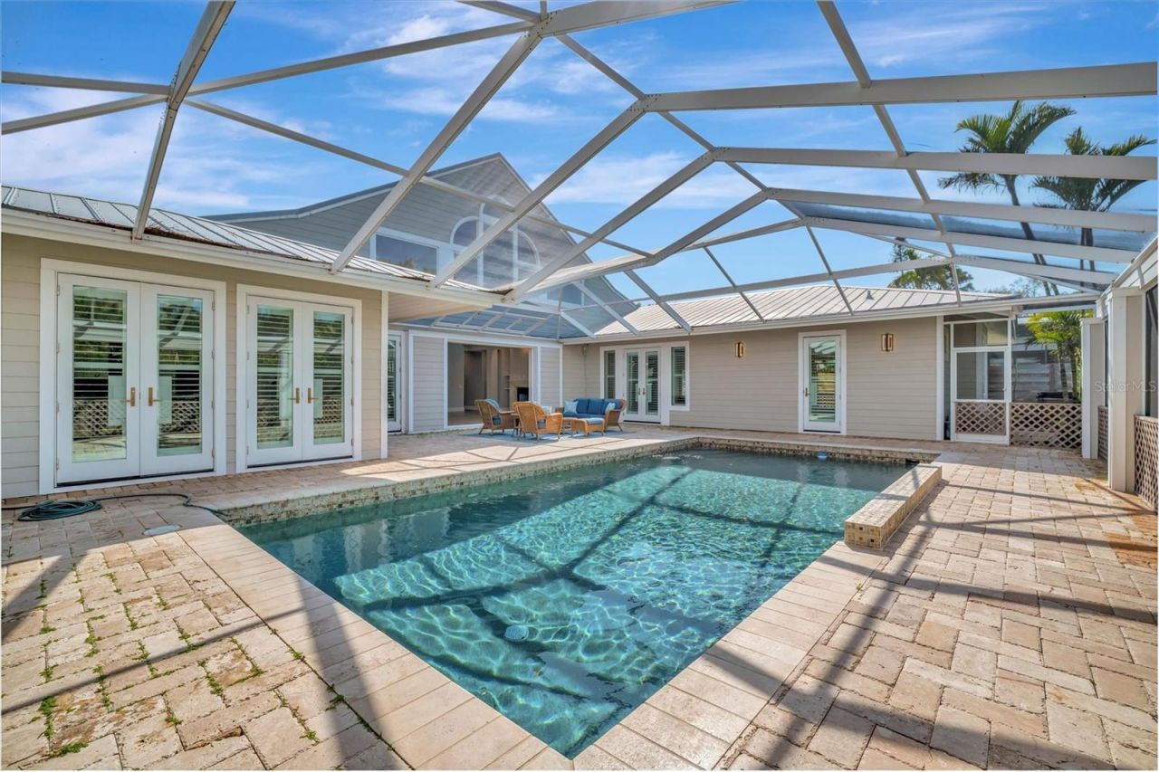 1511 N Lake Shore Drive, Sarasota, FL 34231 Photo