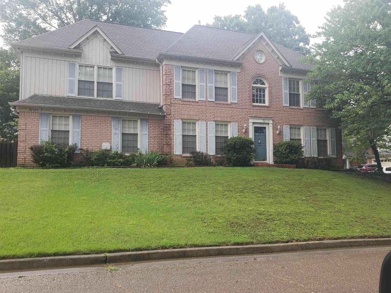 8739 Cedar Mills Cir, Memphis, TN 38016 Main Photo