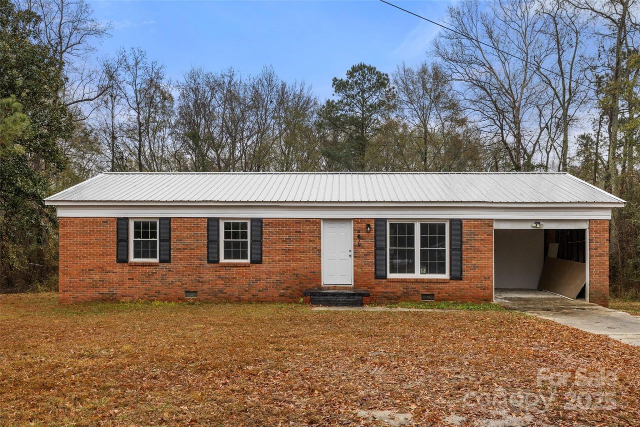 4679 Kickturn Road, Heath Springs, SC 29058 Main Photo