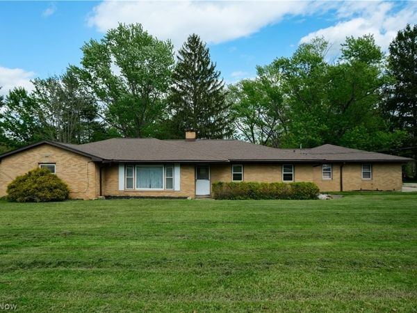 8963 Abbey Road, North Royalton, OH 44133
