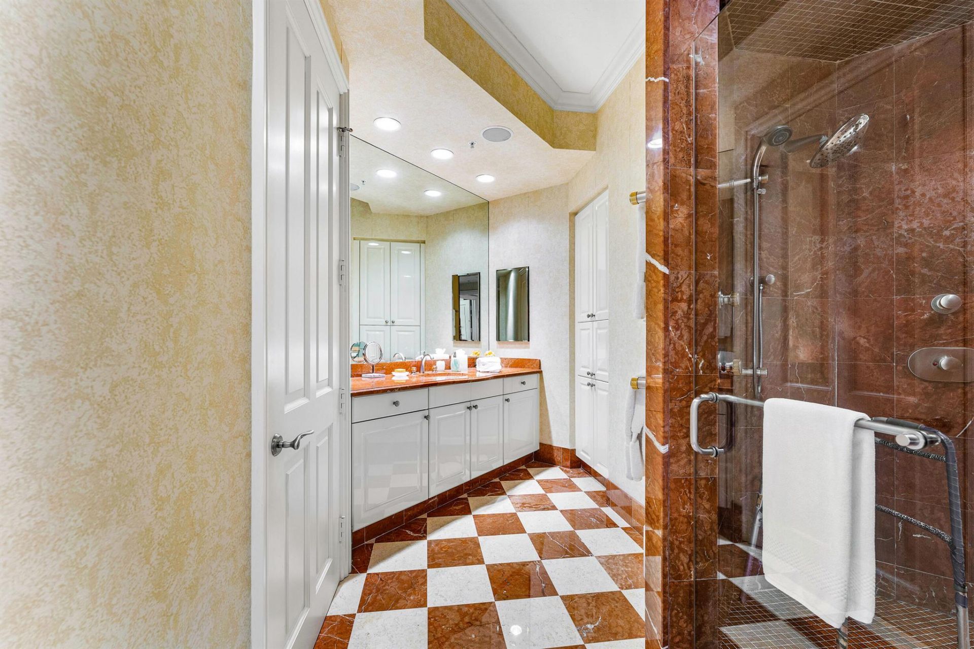 622 N Flagler Drive, Unit 604, West Palm Beach, FL 33401 Photo