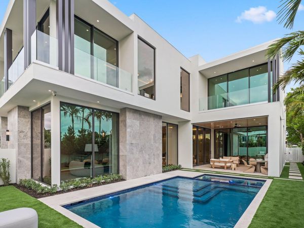 340 Grove Place, Delray Beach, FL 33444