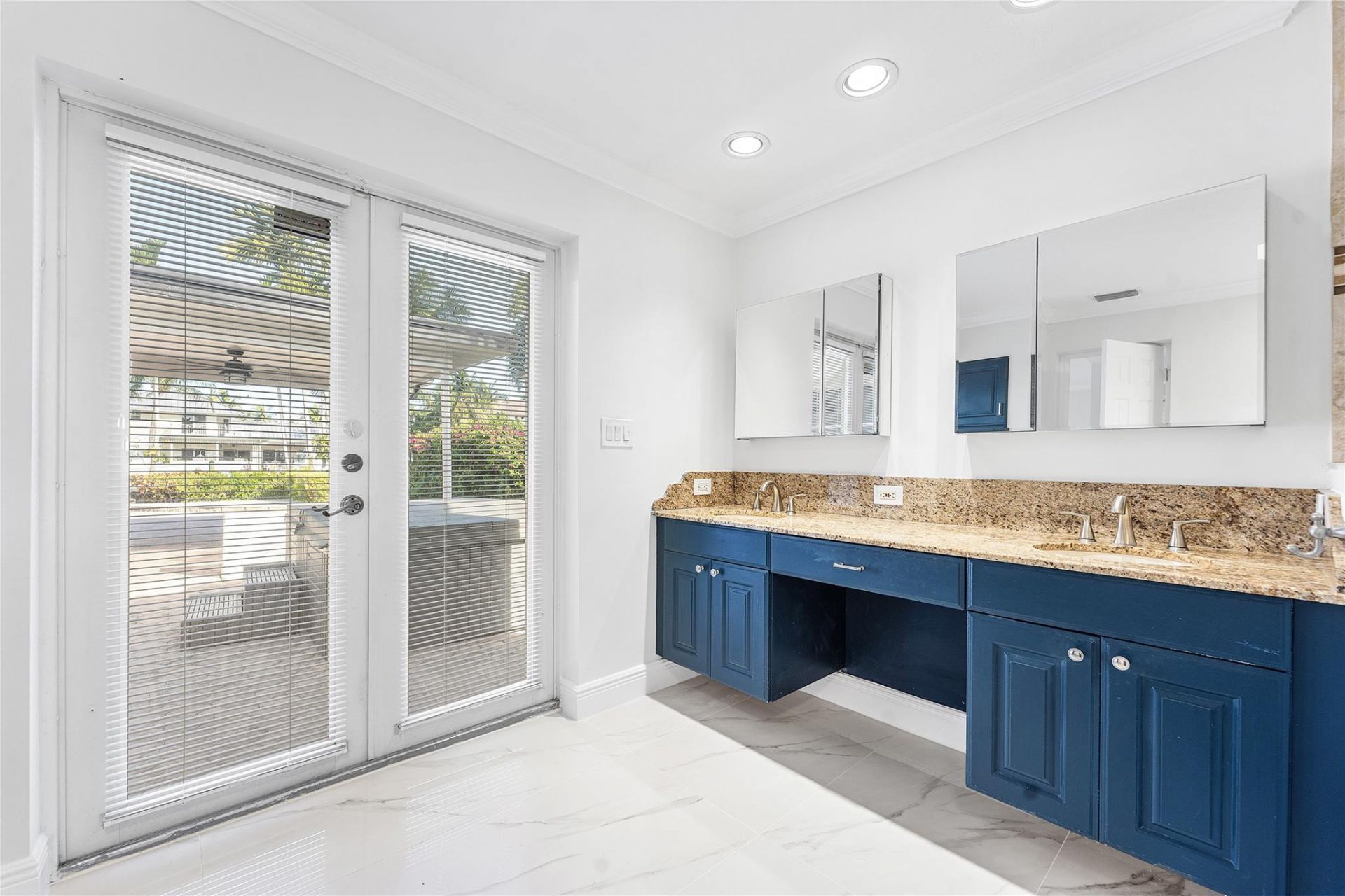 2443 NE 26th Street, Lighthouse Point, FL 33064 Photo