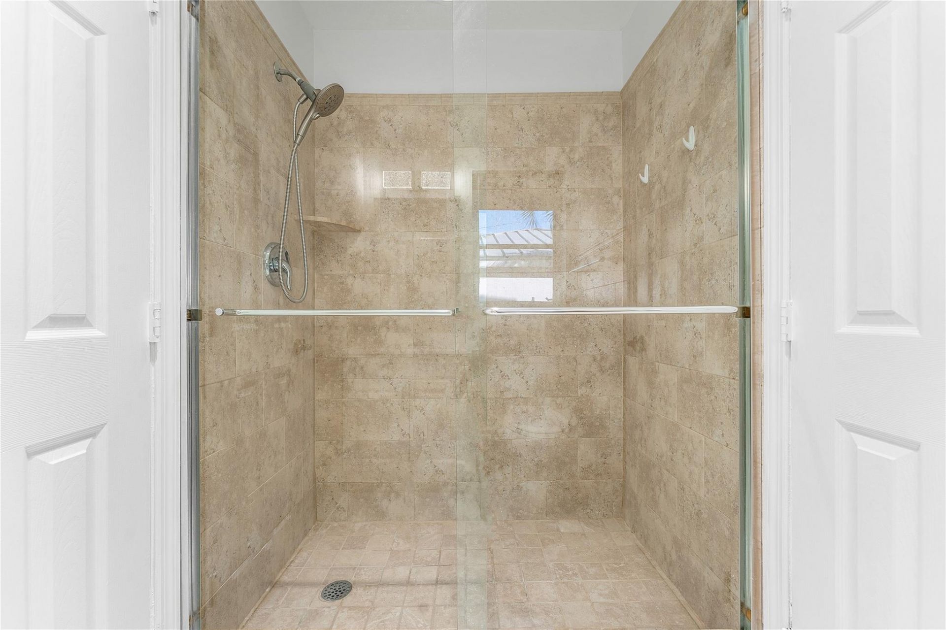 2443 NE 26th Street, Lighthouse Point, FL 33064 Photo