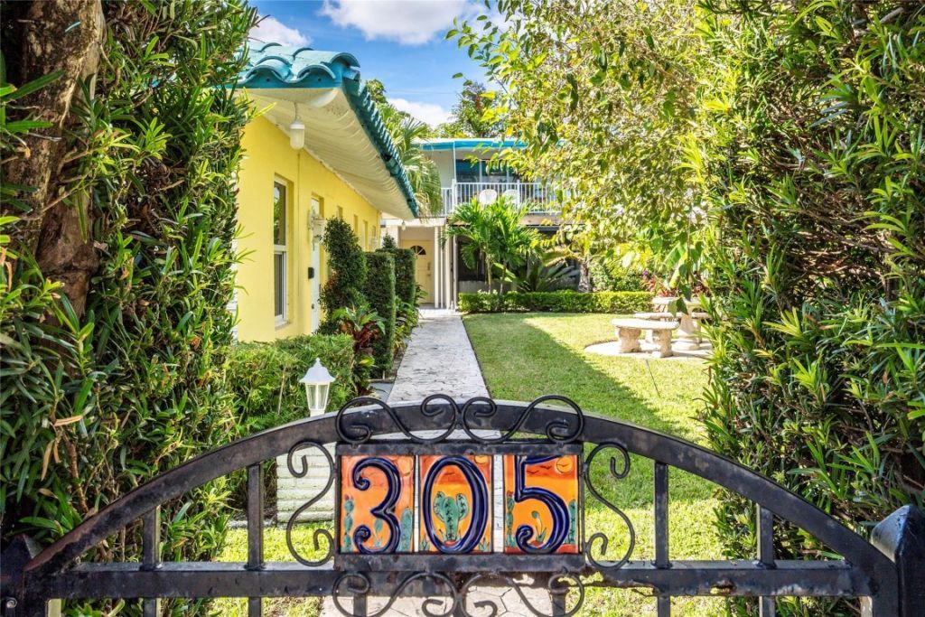 305 Hibiscus Avenue, Pompano Beach, FL 33062 Photo