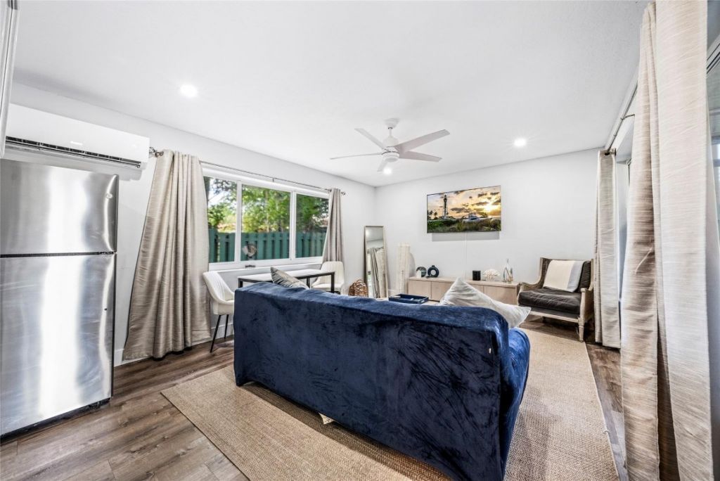 305 Hibiscus Avenue, Pompano Beach, FL 33062 Photo