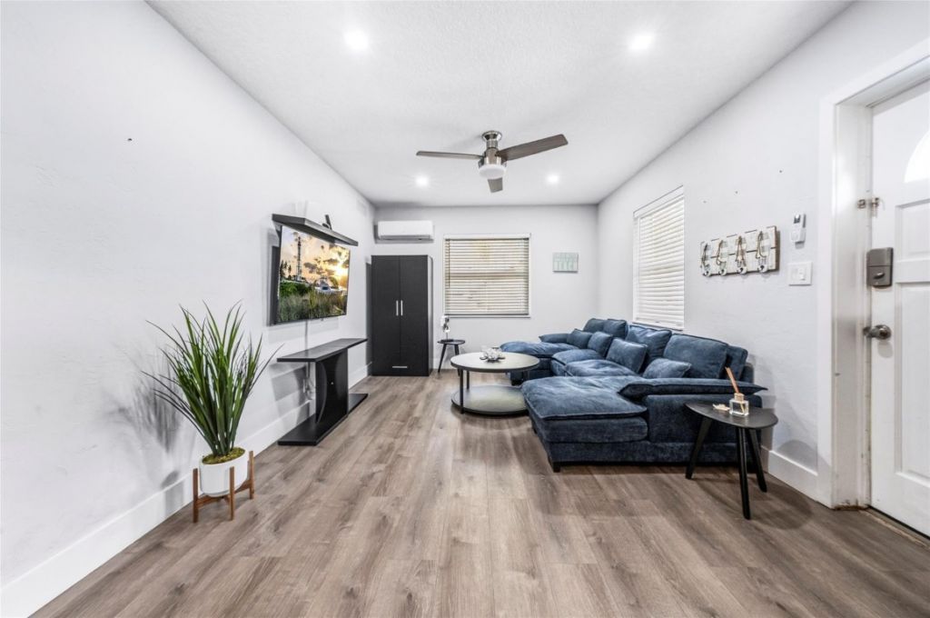 305 Hibiscus Avenue, Pompano Beach, FL 33062 Photo