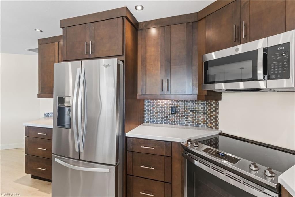 864 S Town And River Dr, Fort Myers, FL 33919 Photo