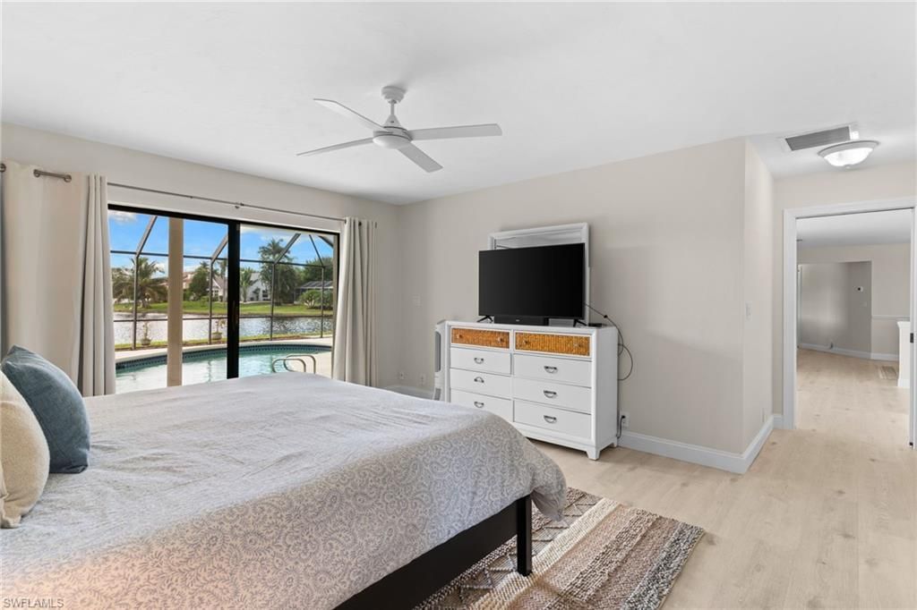 864 S Town And River Dr, Fort Myers, FL 33919 Photo