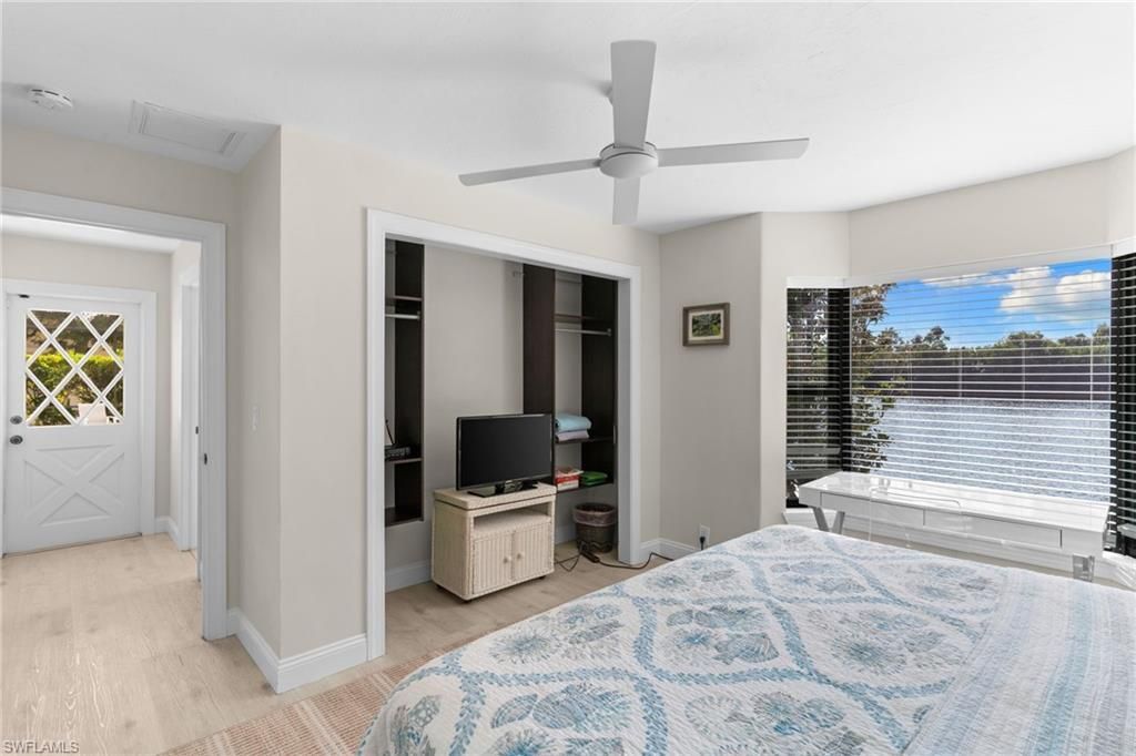 864 S Town And River Dr, Fort Myers, FL 33919 Photo