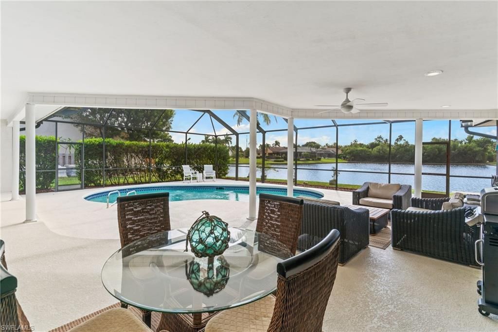 864 S Town And River Dr, Fort Myers, FL 33919 Photo