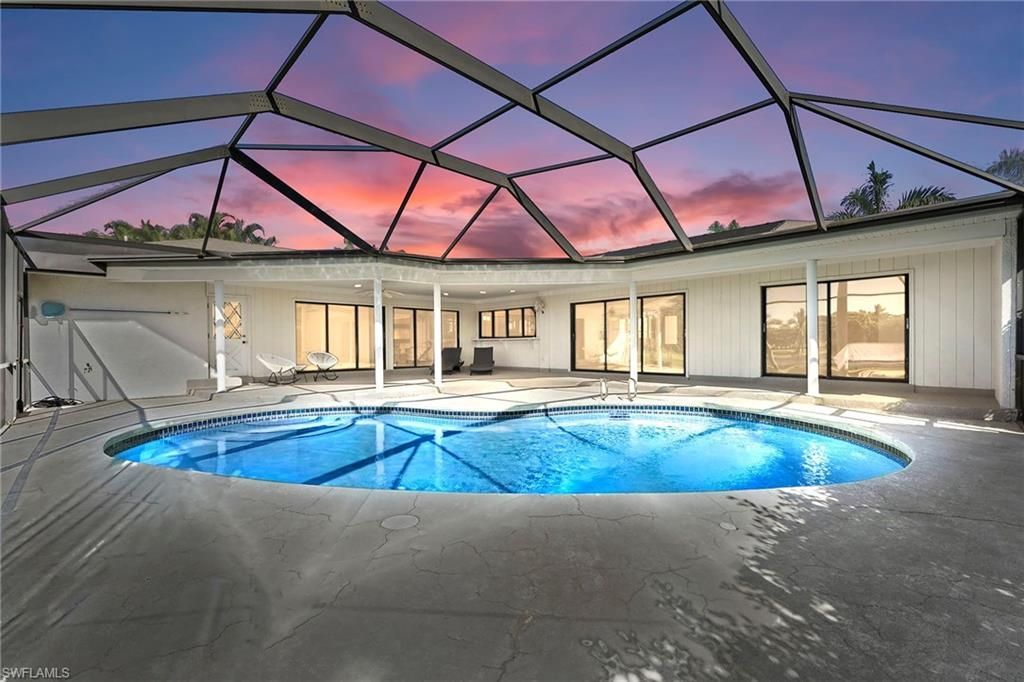 864 S Town And River Dr, Fort Myers, FL 33919 Photo