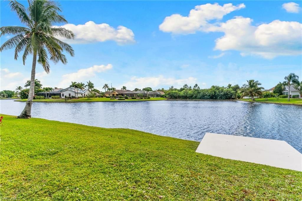 864 S Town And River Dr, Fort Myers, FL 33919 Photo