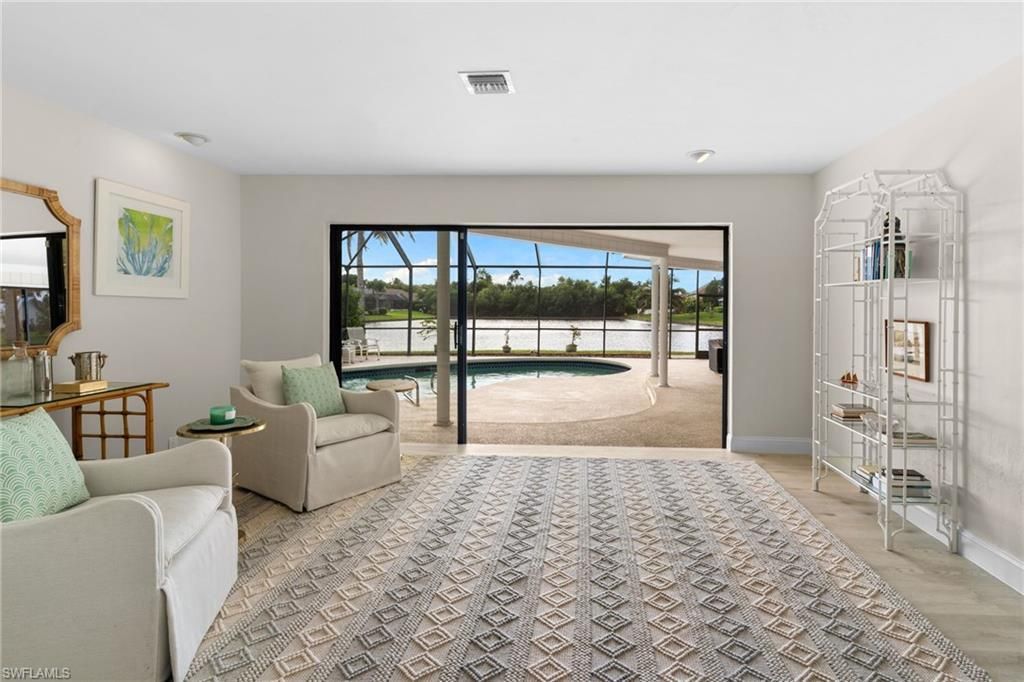864 S Town And River Dr, Fort Myers, FL 33919 Photo