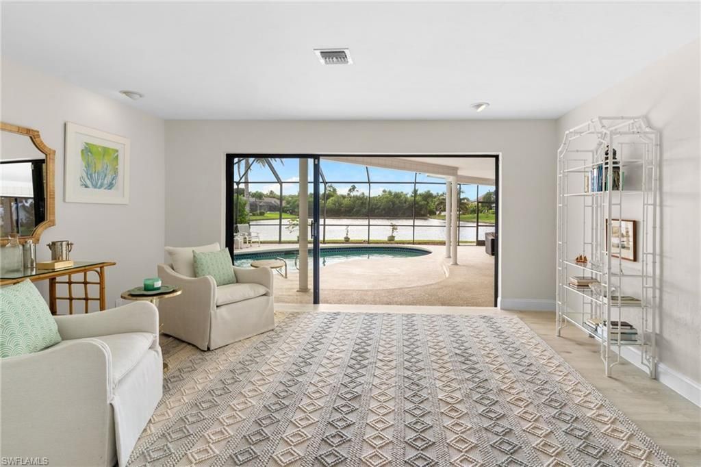 864 S Town And River Dr, Fort Myers, FL 33919 Photo