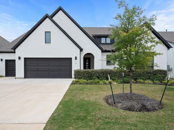 616 Hallwood DR, Liberty Hill, TX 78642