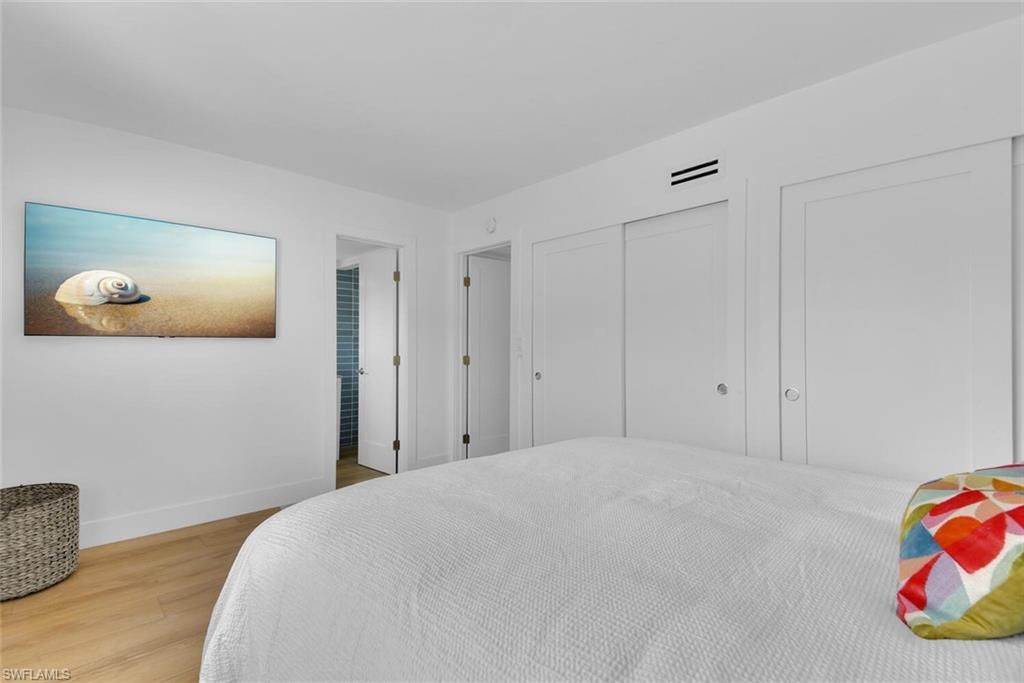 980 7th Ave S, Unit 204, Naples, FL 34102 Photo