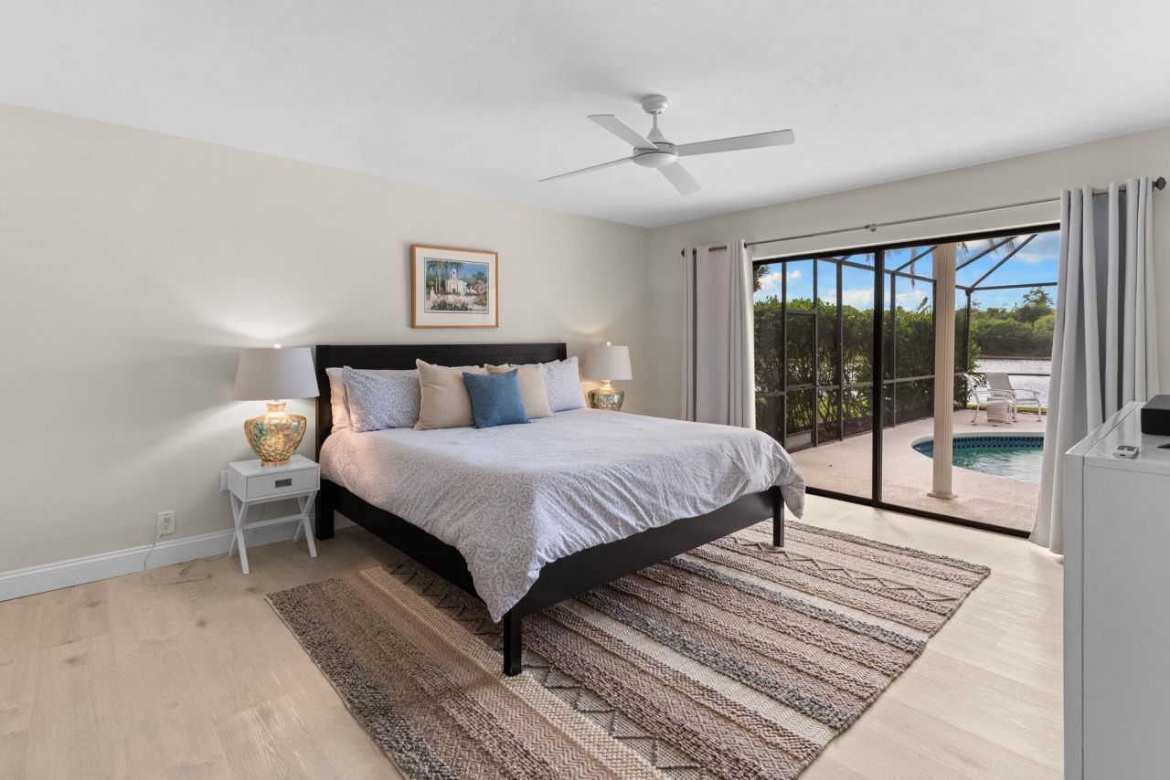864 South Town And River Dr, Fort Myers, FL 33919 Photo
