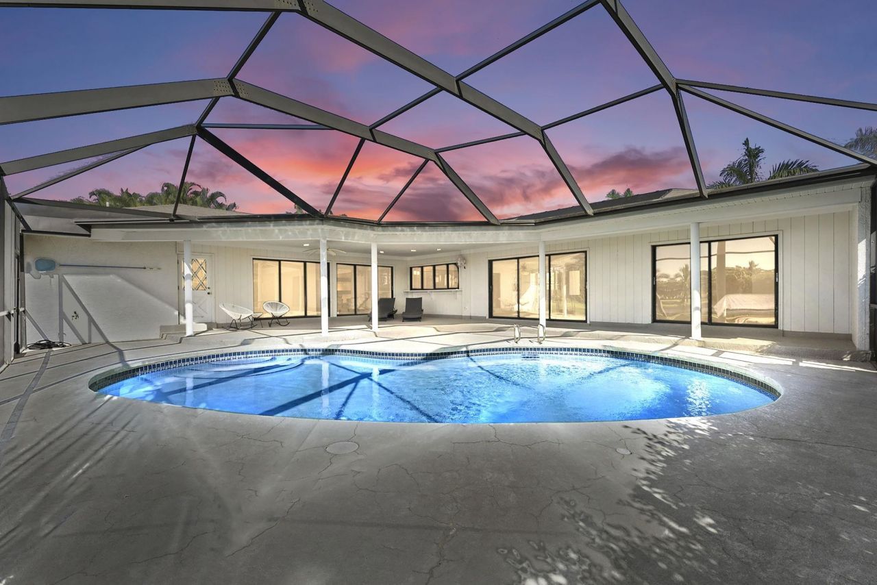 864 South Town And River Dr, Fort Myers, FL 33919 Photo