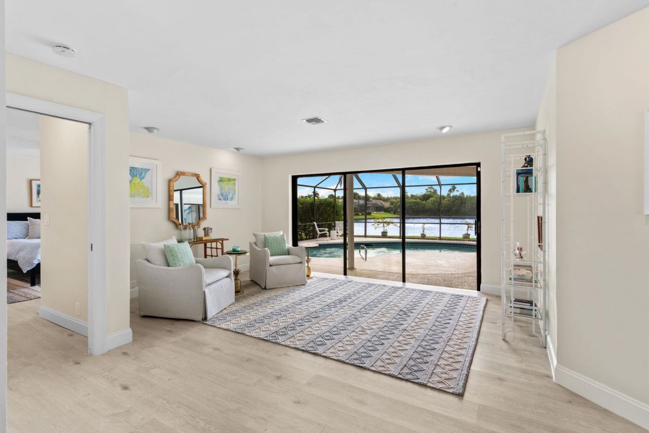 864 South Town And River Dr, Fort Myers, FL 33919 Photo