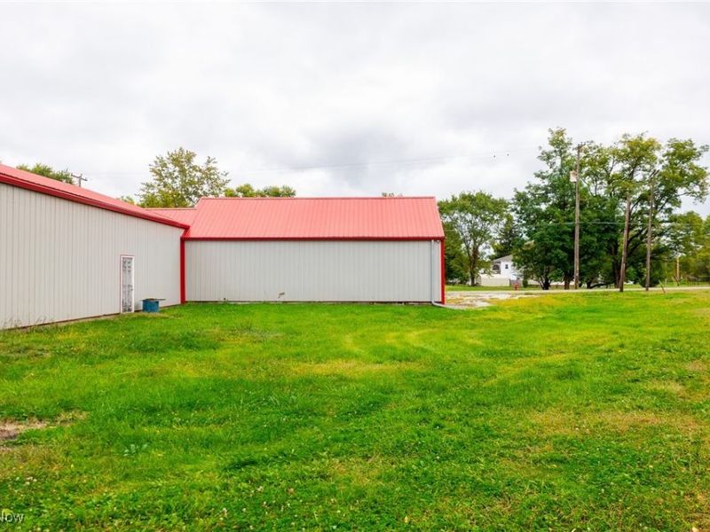 229 2nd Street, West Farmington, OH 44491 Photo 25