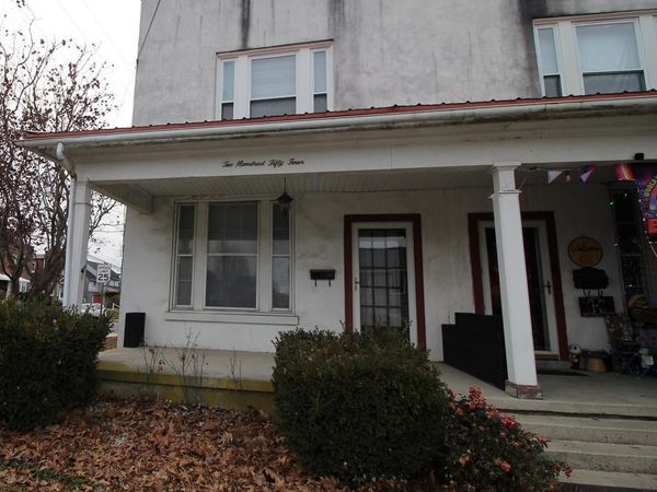 254 S RAILROAD AVENUE, NEW HOLLAND, PA 17557